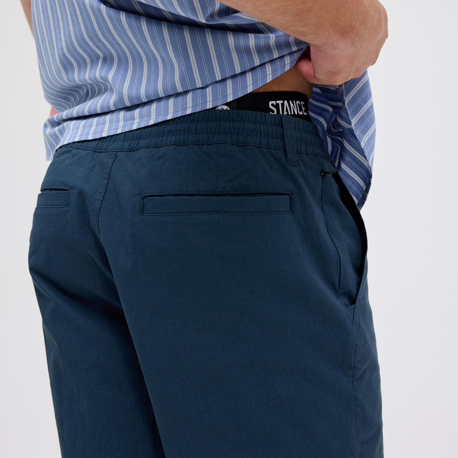 Compound Chino Short With FreshTek™