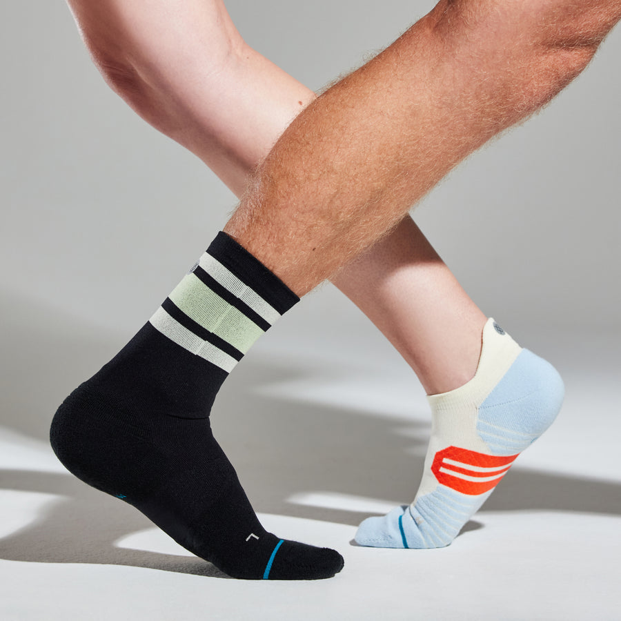 Womens Minimal Light Tab Socks